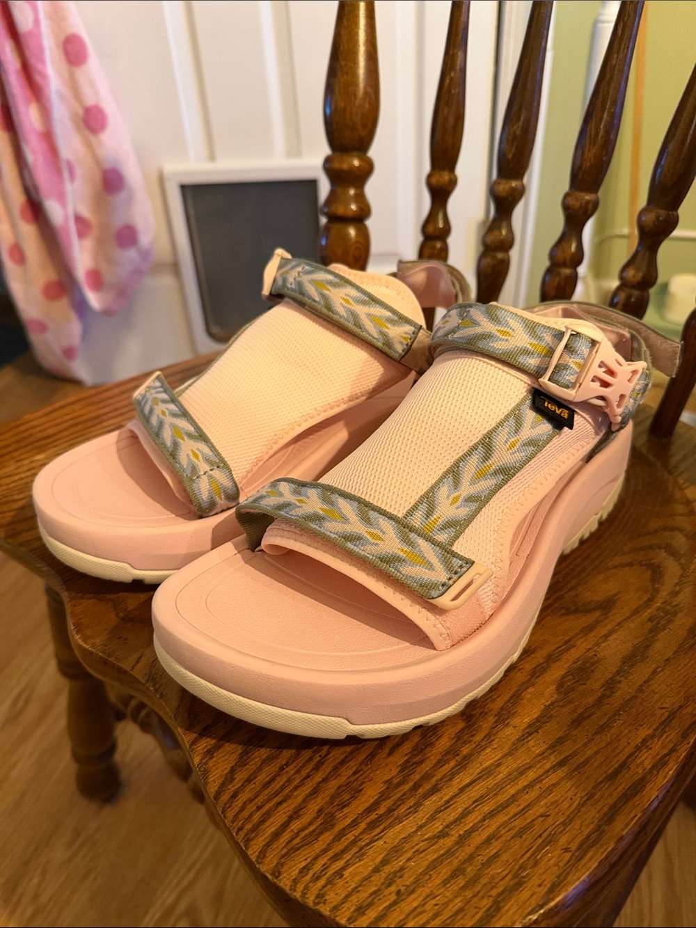 Women's Teva Hurricane Ampsole Volt Revive - Whisper Archival Revival